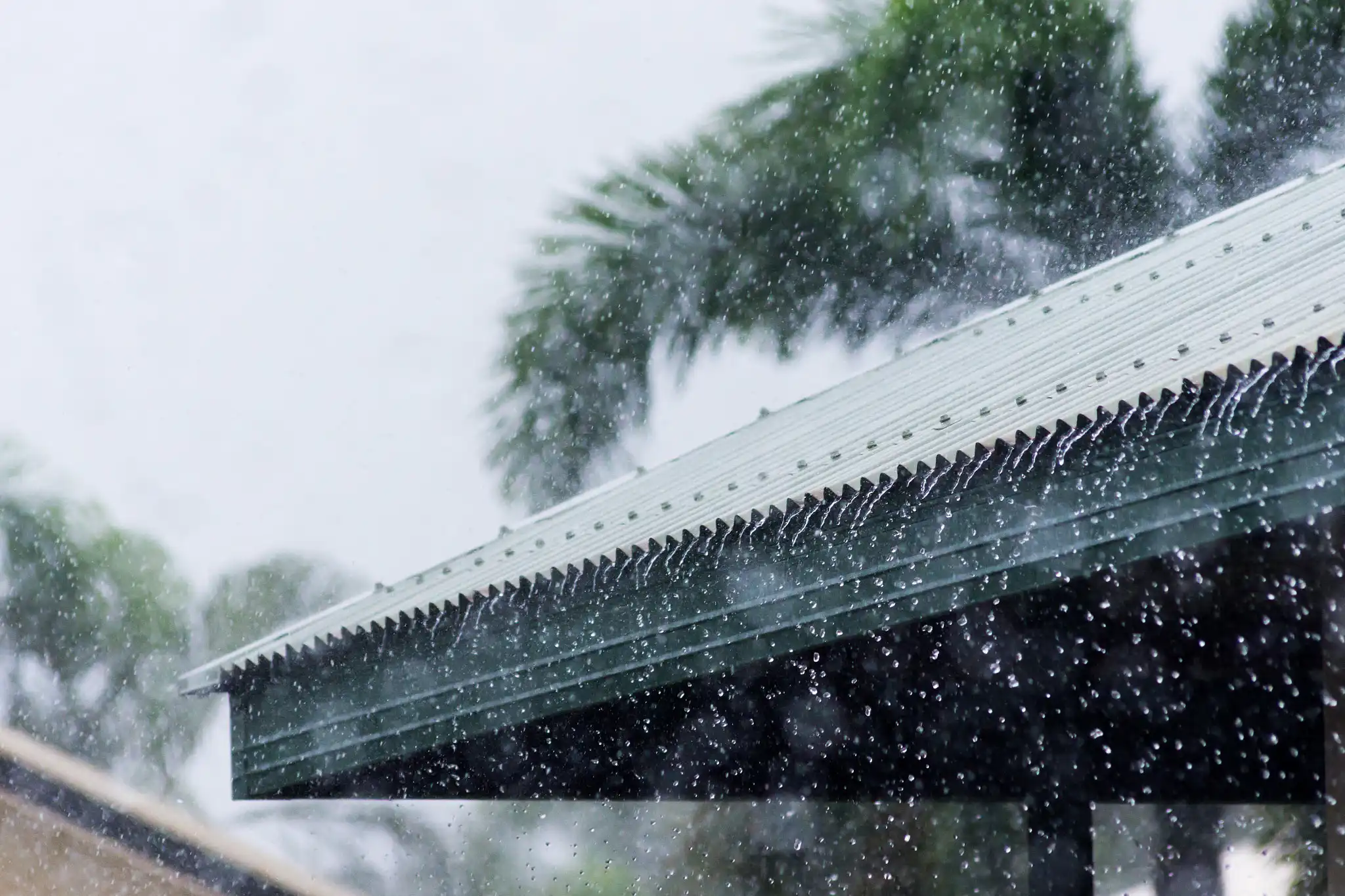 WHAT ARE THE KEY ADVANTAGES OF RAINWATER HARVESTING?